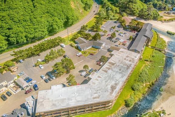 Dog friendly oceanfront condo with beach access and updated interior