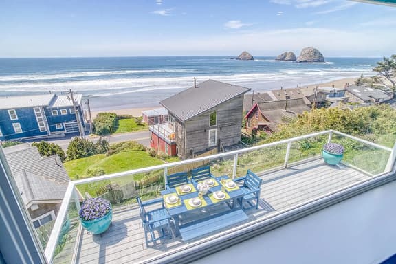 Incredible Ocean Views Free WiFi Great Location