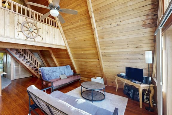 Dog friendly A frame cottage oceanfront with ocean views and two blocks from beach - Image 1
