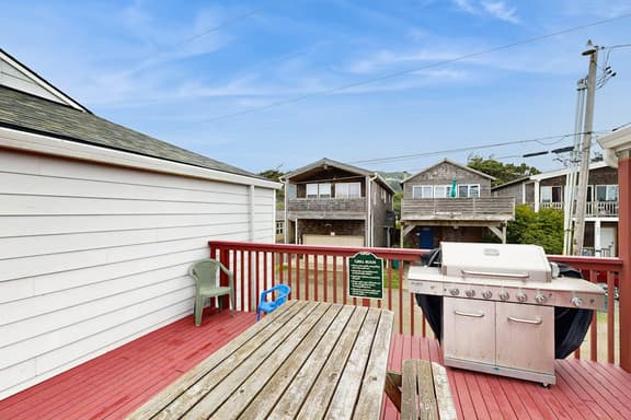 Dog Friendly Waterfront Condo with Ocean Views and Nearby Beach Access
