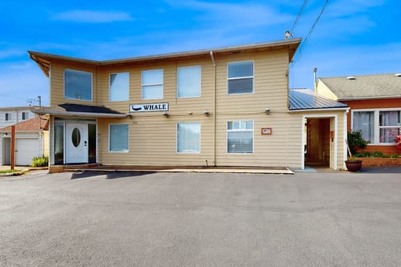 Lovely Studio with Great View and Nearby Beach Access Dogs Welcome - Image 1
