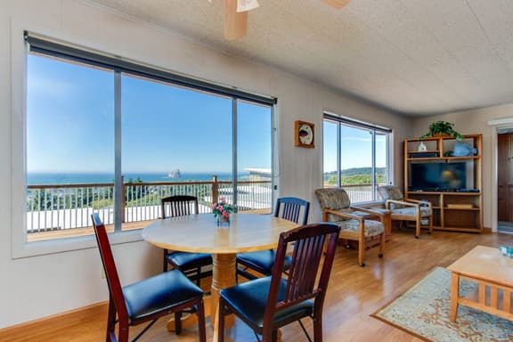 Bright Home with Sweeping Ocean Views and Quiet Location Close to Town