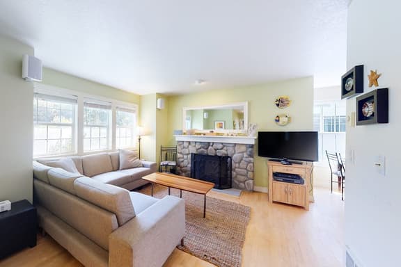 Dog friendly beach house with private hot tub free WiFi game room and ocean views